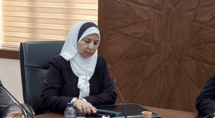 الدكتورة نجوى قبيلات في اجتماع مع لجنة التعليم والشباب النيابية
