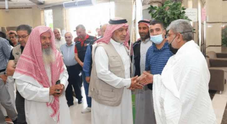 وزير الأوقاف والشؤون والمقدسات الإسلامية محمد الخلايلة يتفقد مساكن الحجاج الأردنيين في مكة