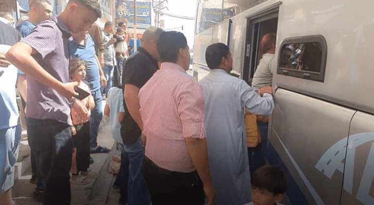 لحظة استقبال ذوو الحجاج الأردنيين في محافظة المفرق