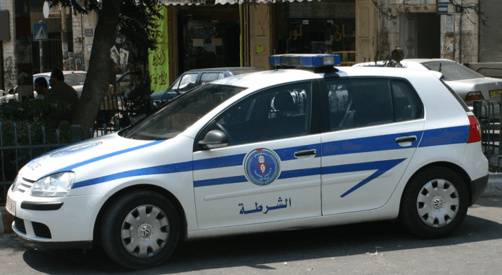 مركبة تابعة للأجهزة الأمنية الفلسطينية