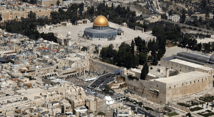 المسجد الأقصى المبارك بمساحته الكاملة 144 دونما