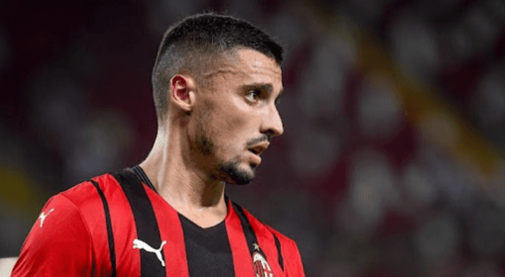 لاعب ميلان، البوسني رادي كرونيتش