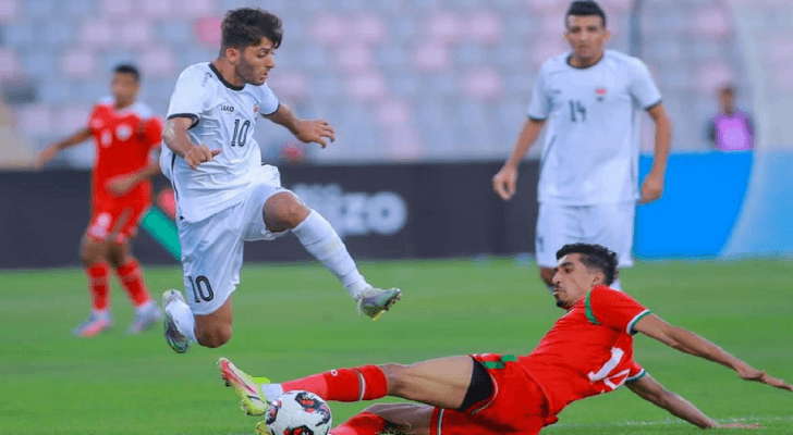 المنتخب العماني أثناء مباراته مع المنتخب العراقي