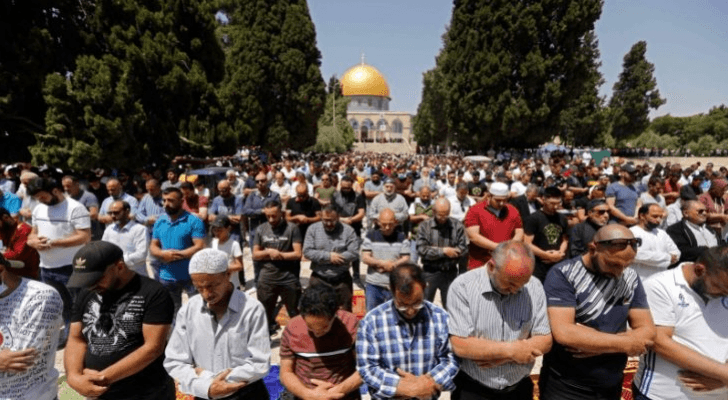 لقطة أرشيفية لصلاة الجمعة من المسجد الأقصى المبارك