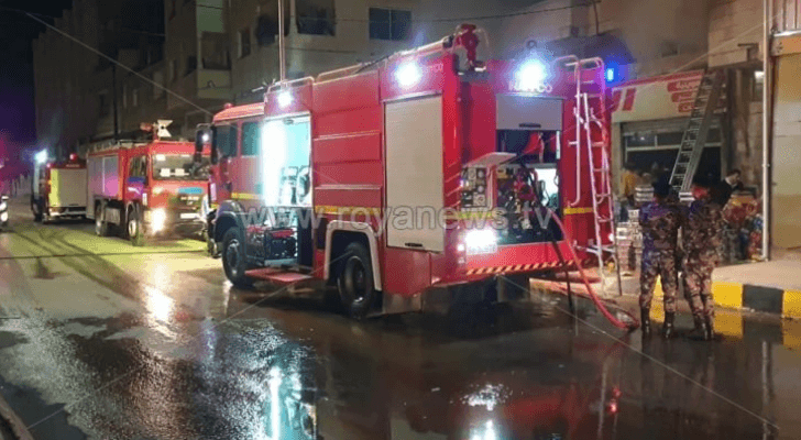 آلية تابعة للدفاع المدني - أرشيفية