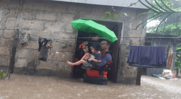 فيضانات في مدينة أوزاميز في جنوب الفلبين