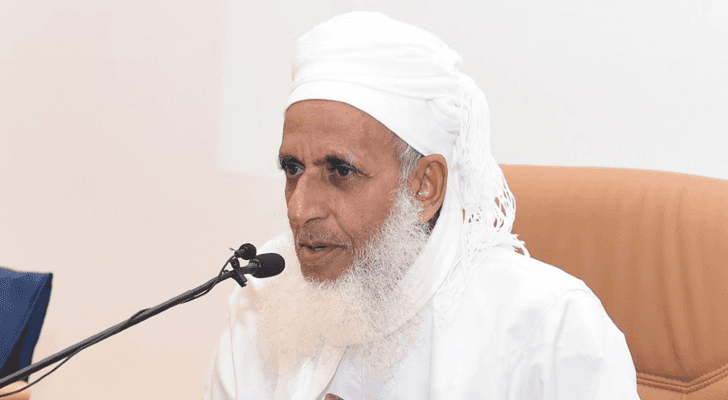 المفتي العام لسلطنة عمان، أحمد بن حمد الخليلي