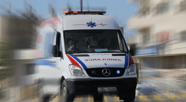 مركبة تابعة للدفاع المدني