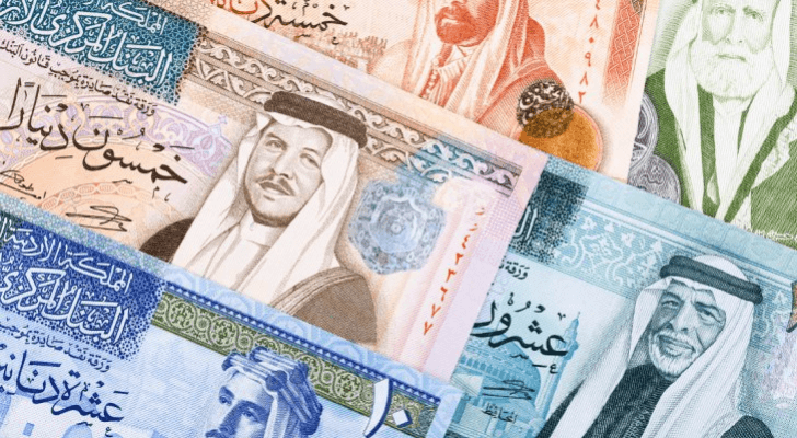 فئات مختلفة من أوراق النقد الأردنية