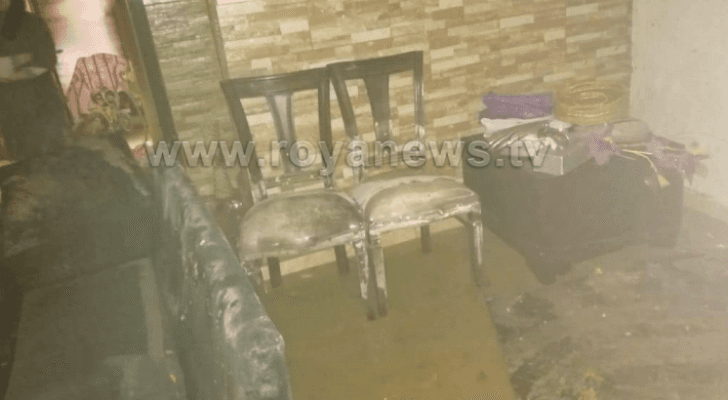 مياه الأمطار تداهم أحد المنازل