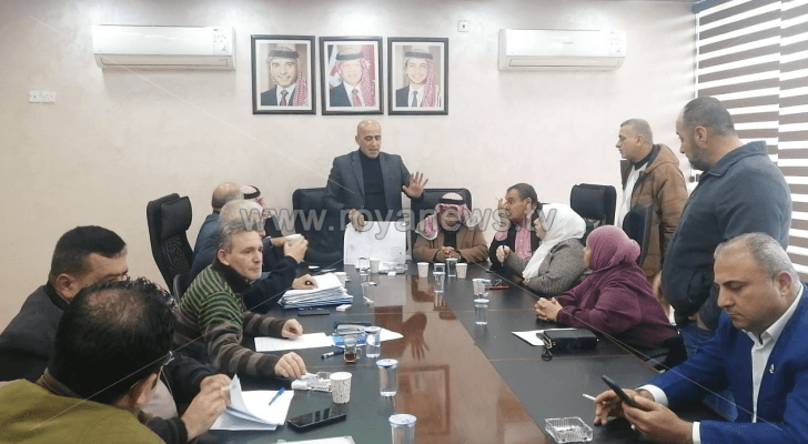 اجتماع في البلدية