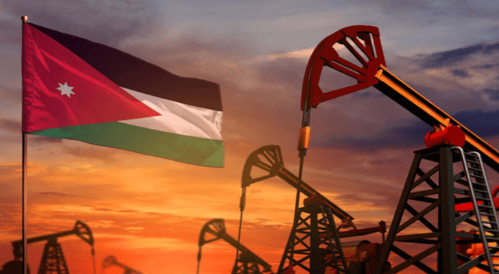 مضخات نفط وعلم الأردن