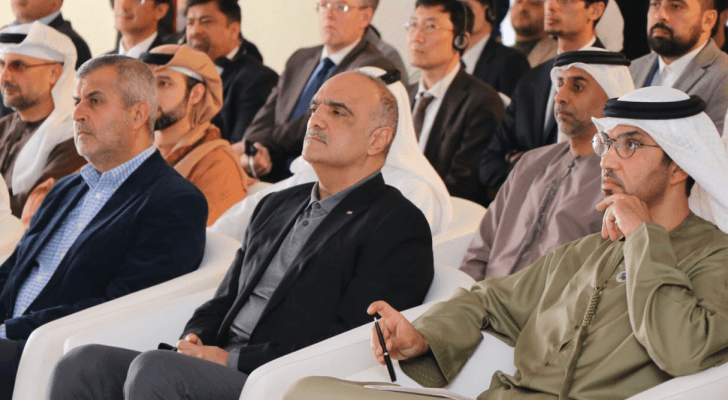 رئيس الوزراء خلال الحفل