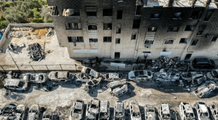 من اعتداءات المستوطنين على بلدة حوارة في نابلس