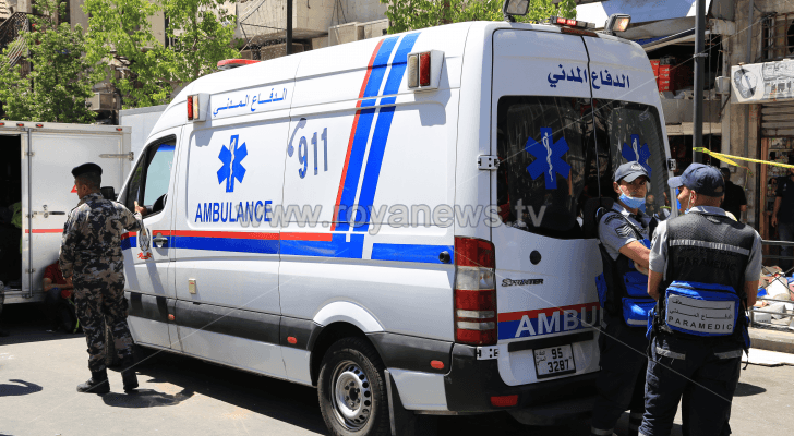 مركبة تابعة للدفاع المدني