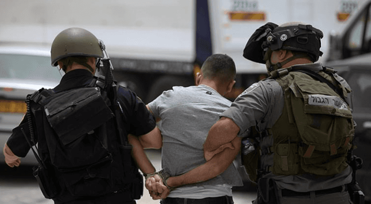 شرطة الاحتلال تعتقل شابا فلسطينيا "أرشيفية"