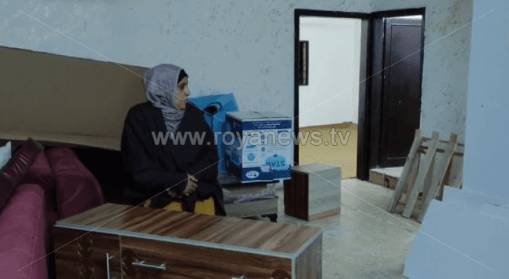 سيدة جرش تسكن في منزلها الجديد