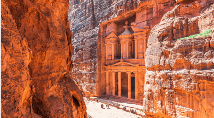 مدينة البترا الأثرية