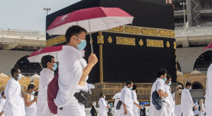 أداء مناسك الحج بوضع الكمامة