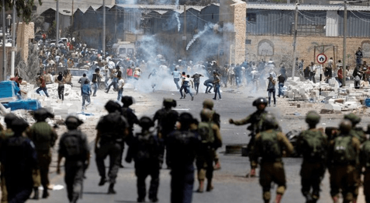 مواجهات بين فلسطينيين وقوات الاحتلال الإسرائيلي "أرشيفية"