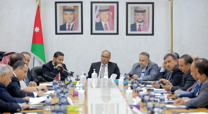 اجتماع الجنة المالية النيابية مع وزارة المالية