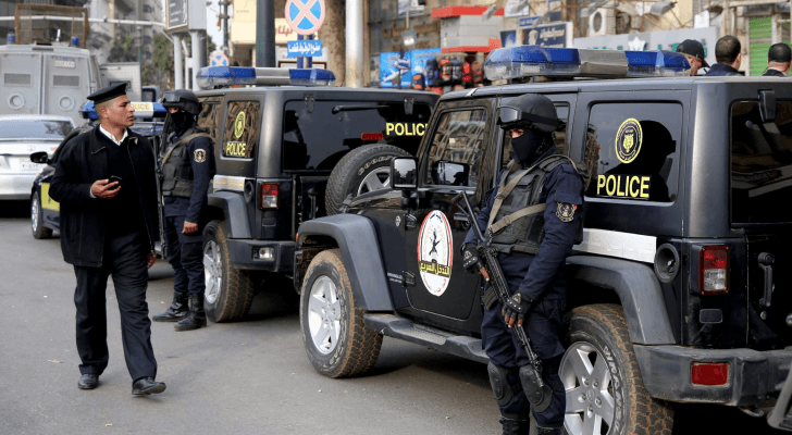 السلطات الأمنية المصرية