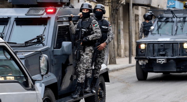 مجموعة من أبناء الأجهزة الأمنية