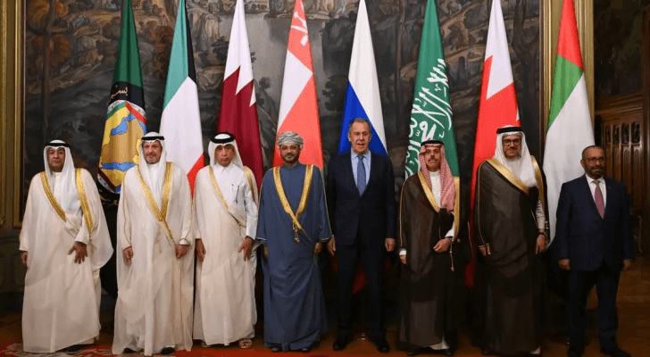 صورة في ختام اللقاء