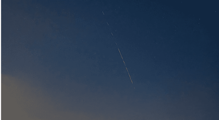 الأقمار الصناعية المضيئة التي ظهرت في سماء الأردن