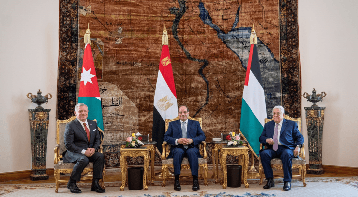 جلالة الملك برفقة السيسي وعباس