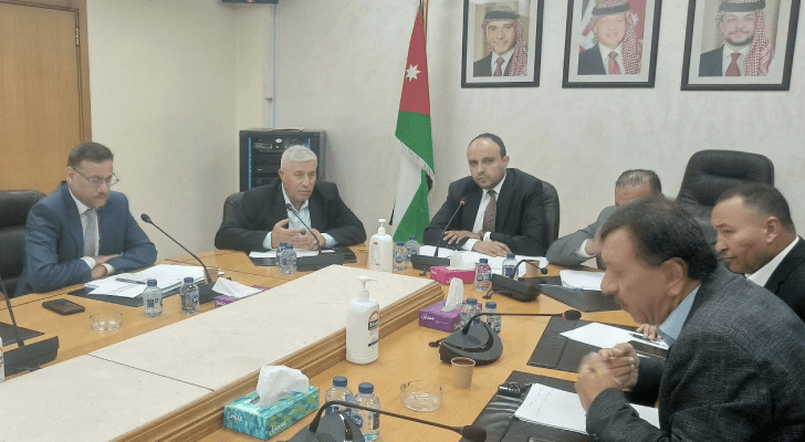 جانب من مناقشة اللجنة الإدارية النيابية