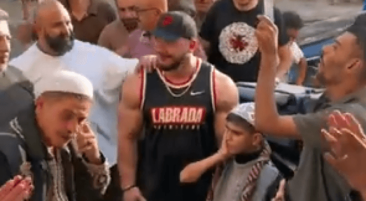 استقال البطل العالمي هانتر لابرادا في المفرق