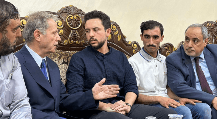 ولي العهد في بيت عزاء الفناطسة