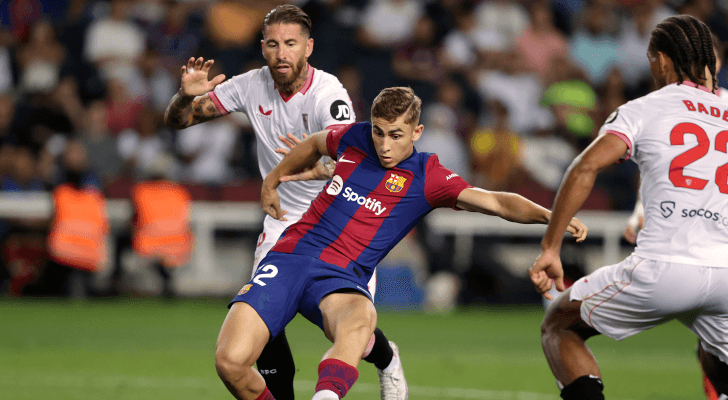 من مباراة برشلونة واشبيلية