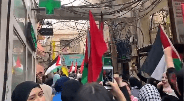 مسيرة حاشدة في مخيم برج البراجنة دعما لطوفان الأقصى