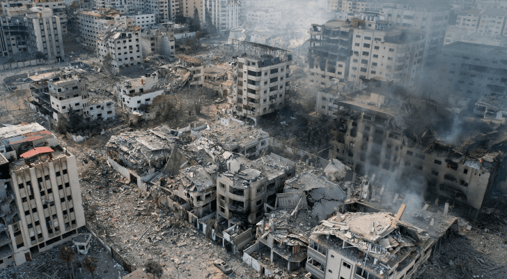 دمار خلفه قصف الاحتلال الإسرائيلي في قطاع غزة