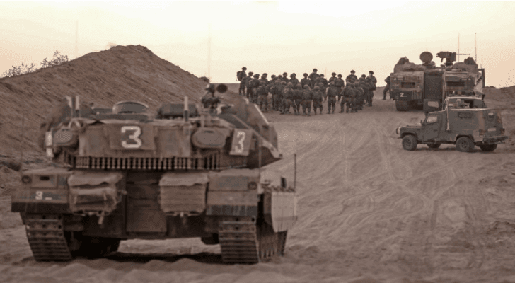 دبابات ومدرعات الاحتلال "أرشيفية"