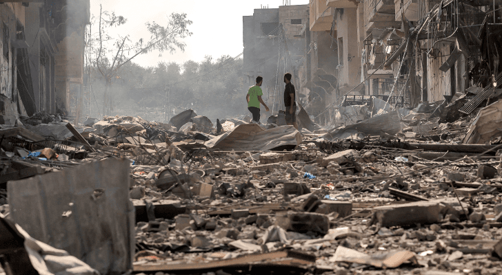 دمار خلفه قصف الاحتلال الإسرائيلي في قطاع غزة