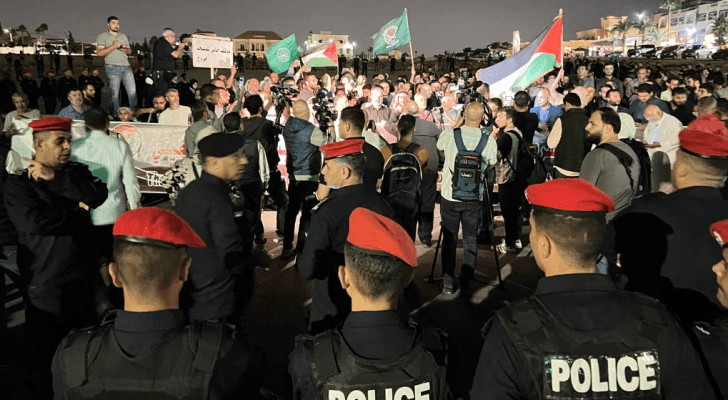 وقفة تضامنية مع المقاومة الفلسطينية في العاصمة عمان
