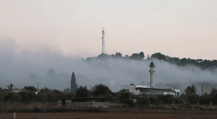 تصاعد الدخان جراء قصف الاحتلال على الحدود اللبنانية الجنوبية