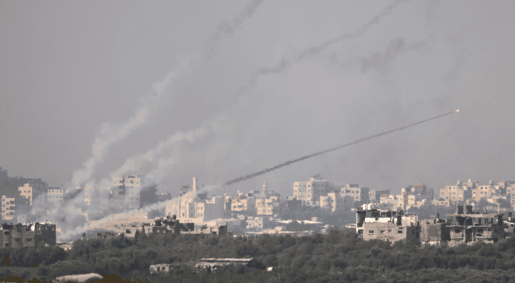 رشقات صاروخية للمقاومة الفلسطينية على الأراضي المحتلة