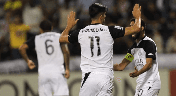 بونجاح يحتفل بالهدف