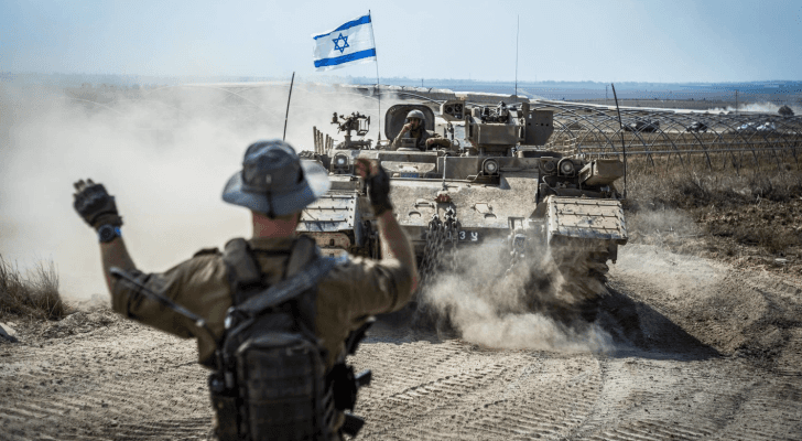 دبابة للاحتلال في فلسطين المحتلة