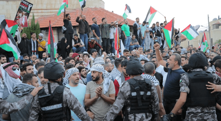 خلال وقفة تضامنية نصرة للفلسطينيين في عمان