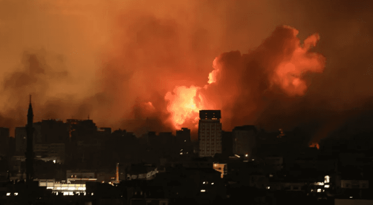 قصف عنيف على قطاع غزة