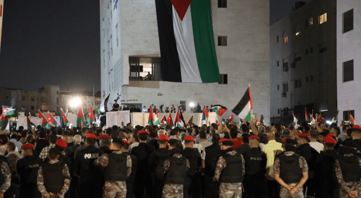 جانب من الوقفات الاحتجاجية التي نددت بعدوان الاحتلال على قطاع غزة في العاصمة عمان