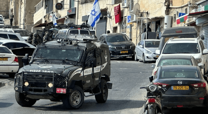 قوات الاحتلال في محيط منزل منفذ عملية القدس آدم أبو الهوى