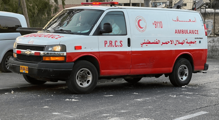 سيارة إسعاف فلسطينية