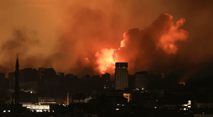 قصف غزة بغارات لطائرات الاحتلال
