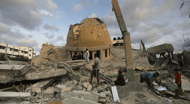 قوات الاحتلال تستهدف مسجدا شرق جباليا
